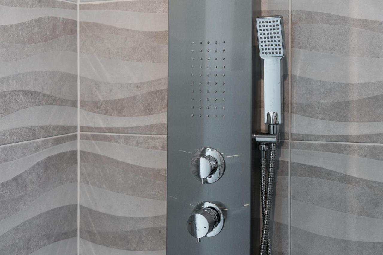 Guestready - Crestuma Bright Hotell Exteriör bild